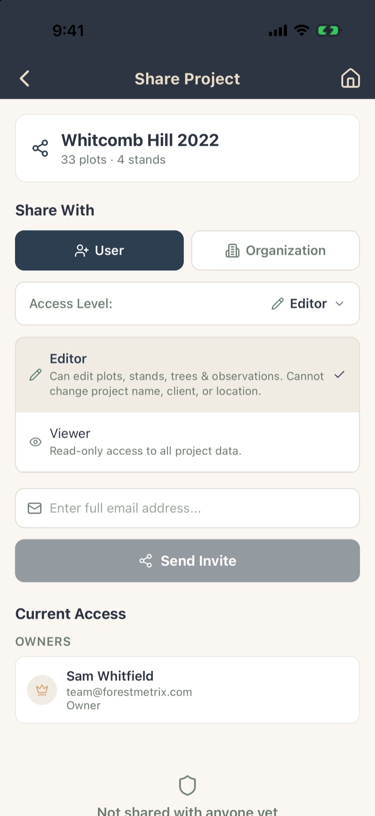 Access level choices Editor and Viewer with descriptions